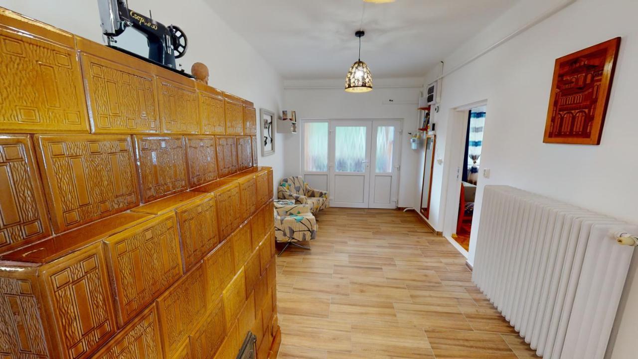 Family Apartman Miskolc Eksteriør billede