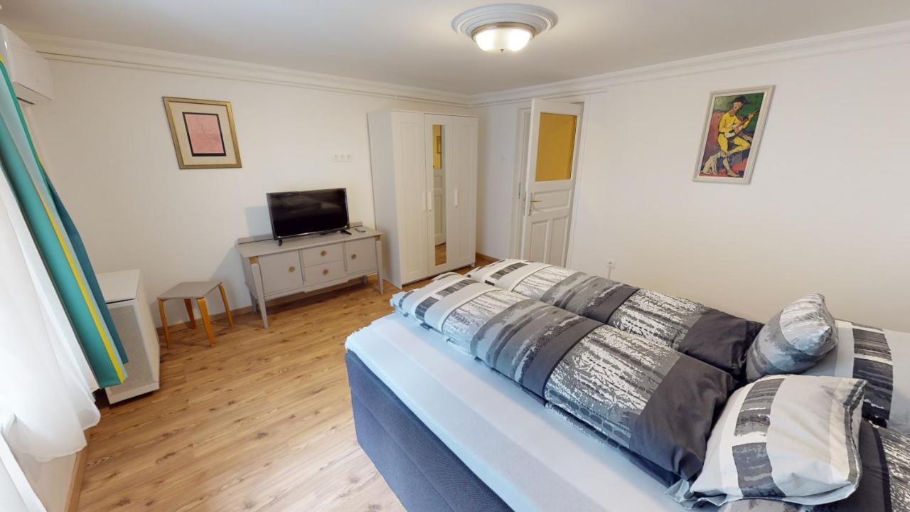 Family Apartman Miskolc Eksteriør billede