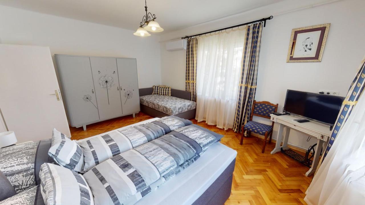 Family Apartman Miskolc Eksteriør billede