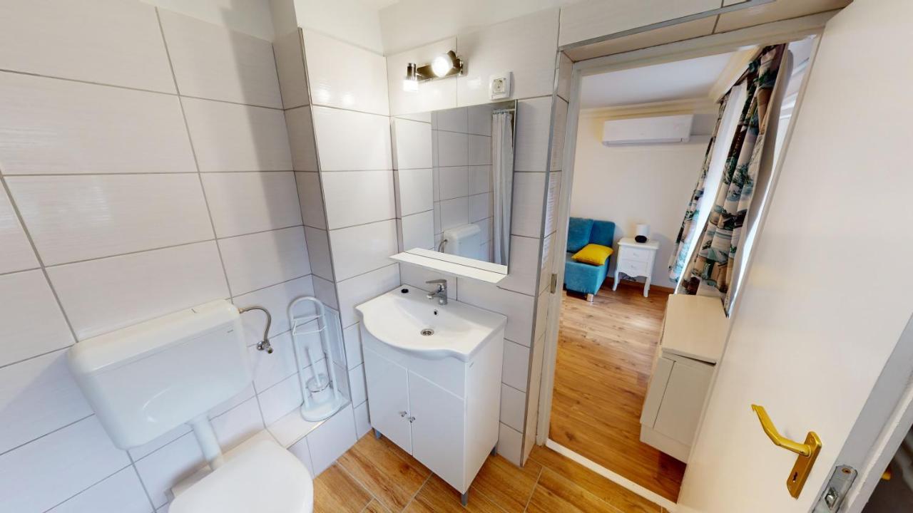 Family Apartman Miskolc Eksteriør billede