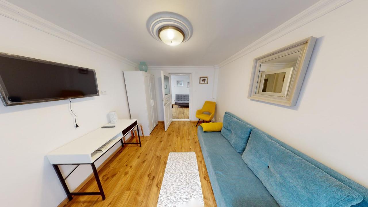 Family Apartman Miskolc Eksteriør billede