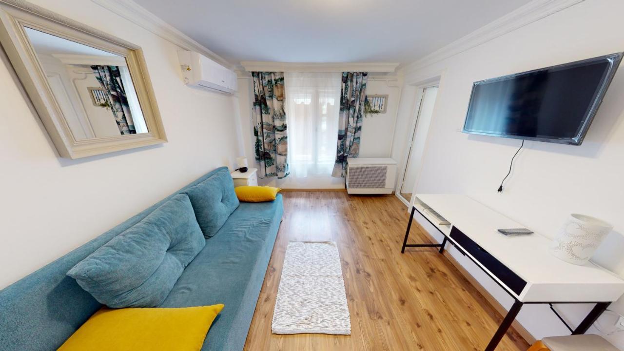 Family Apartman Miskolc Eksteriør billede